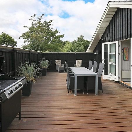 6 Person Holiday Home In Hemmet Екстериор снимка