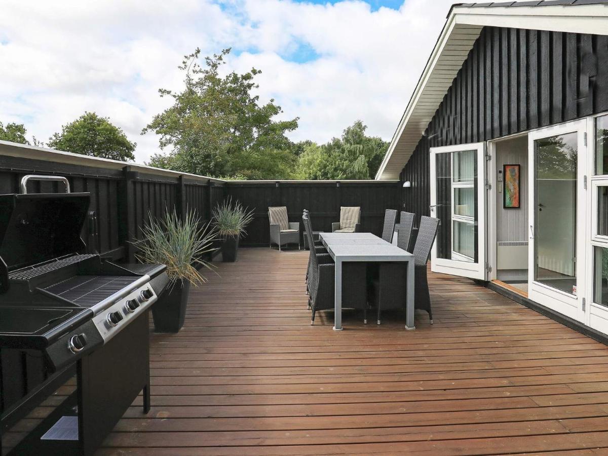 6 Person Holiday Home In Hemmet Екстериор снимка